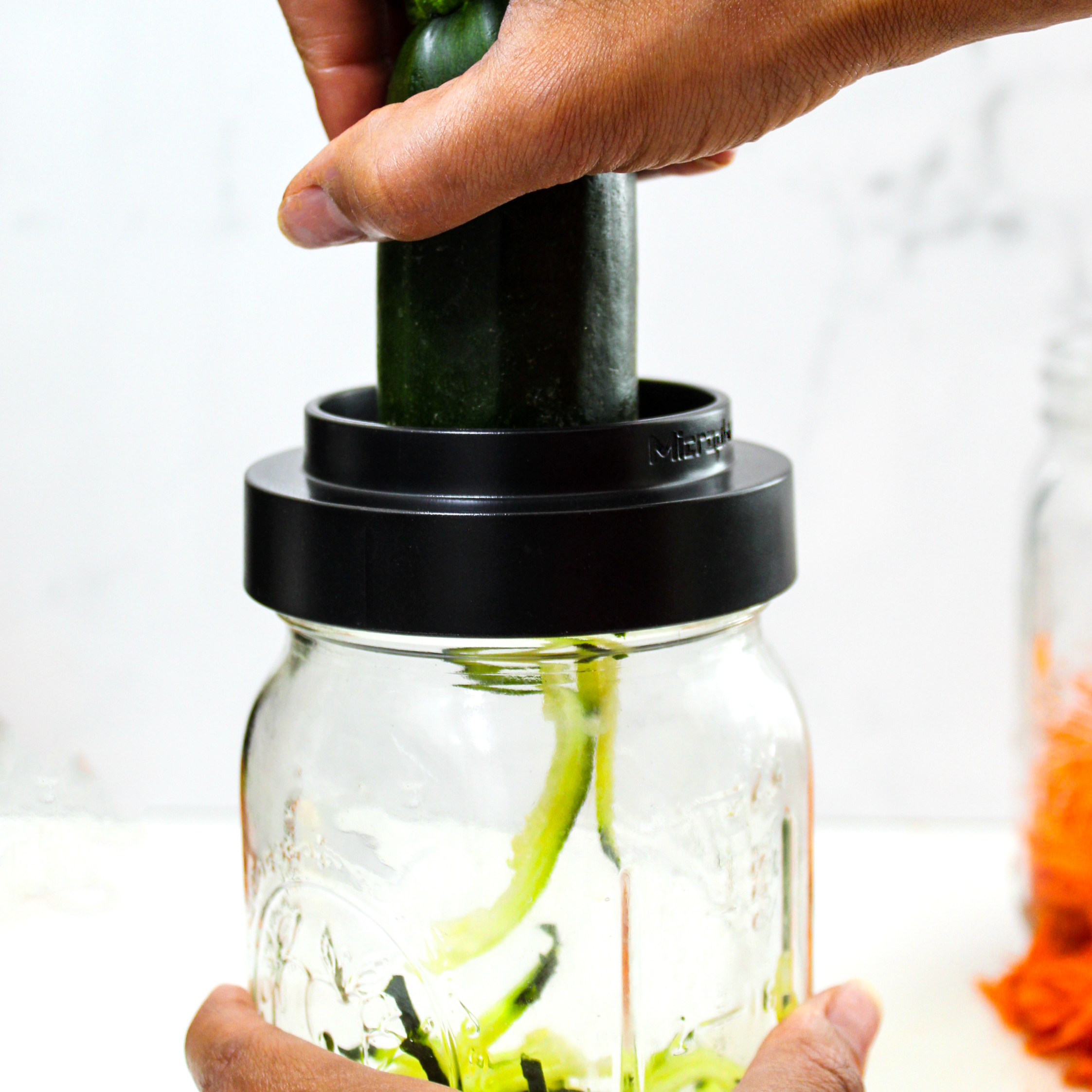 Jar Top Spiralizer - Black