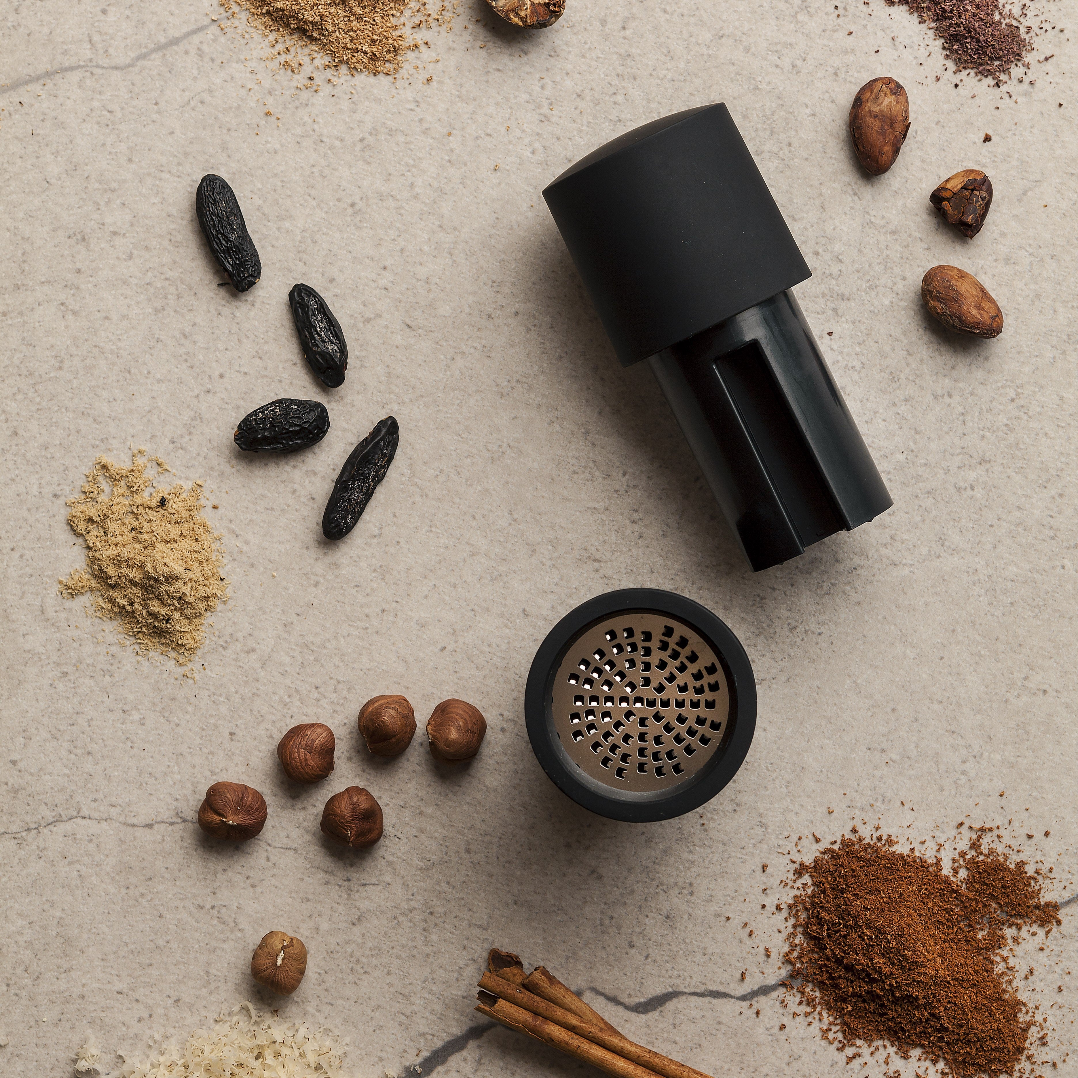 Manual Spice Grinder for Nutmeg and Cinnamon