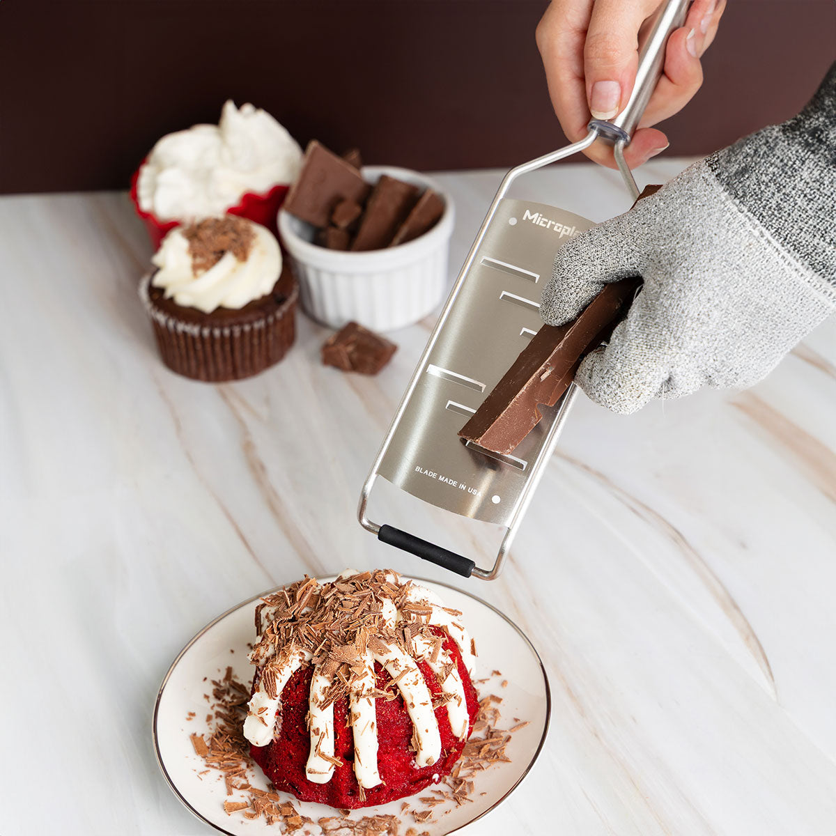Professional Shaver Shaving Chocolate