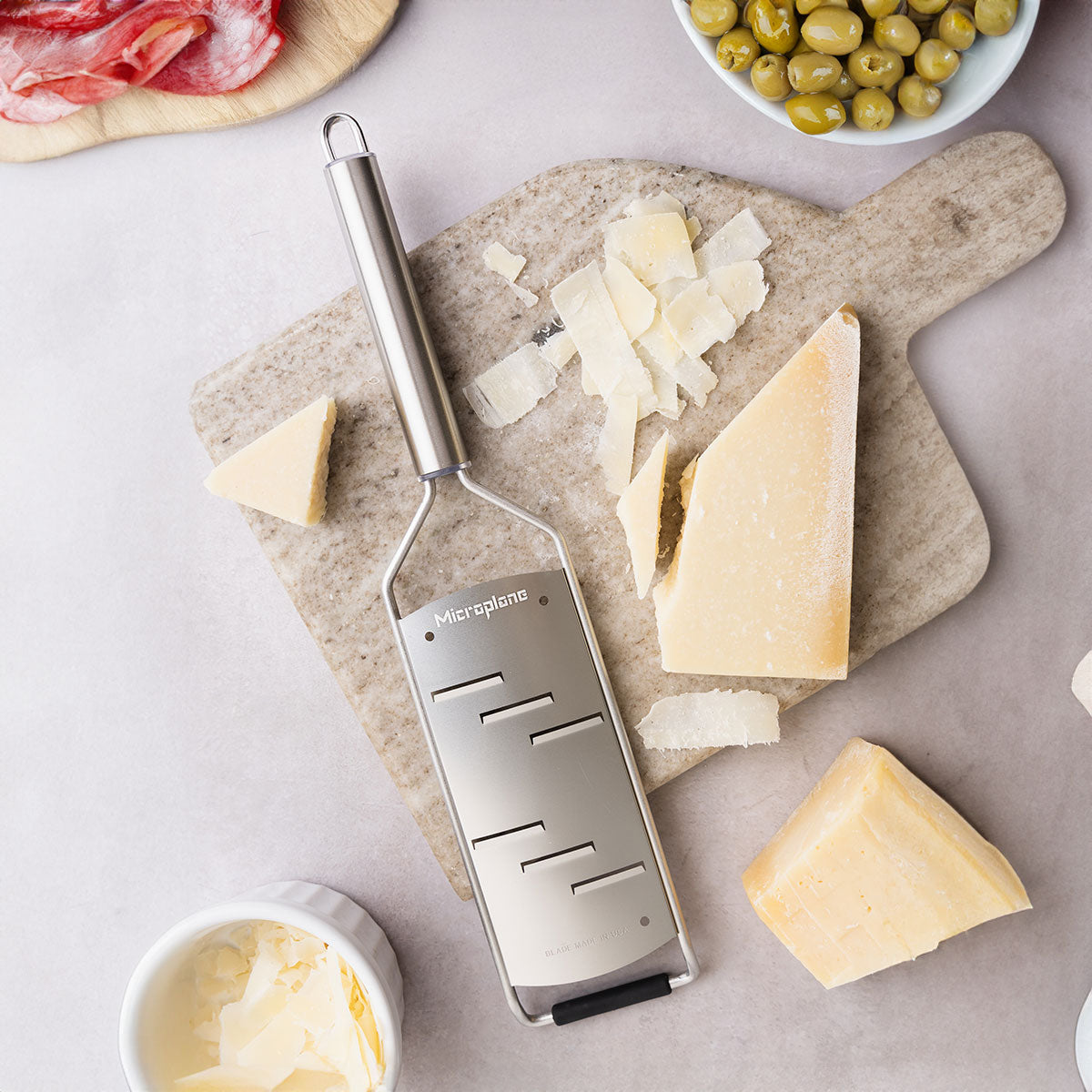 Professional 2.0 Series Large Parmesan Cheese Shaver
