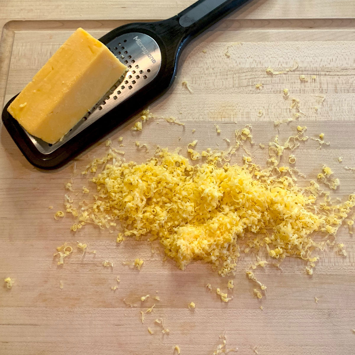 Select Series Coarse Grater  – Ultra-Sharp Stainless Steel, Dishwasher-Safe