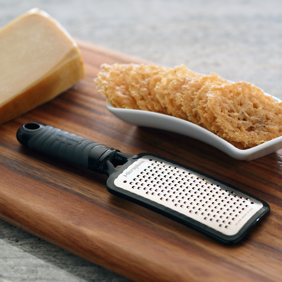 Home Series Coarse Cheese Grater with Comfort Grip Handle